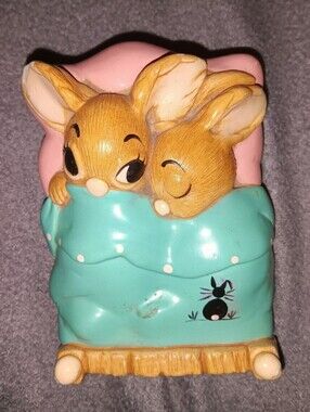 VTG Twins PenDelfin Bunny's In A Bed Figurine 70's